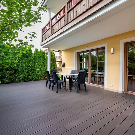 Au Апартаменты